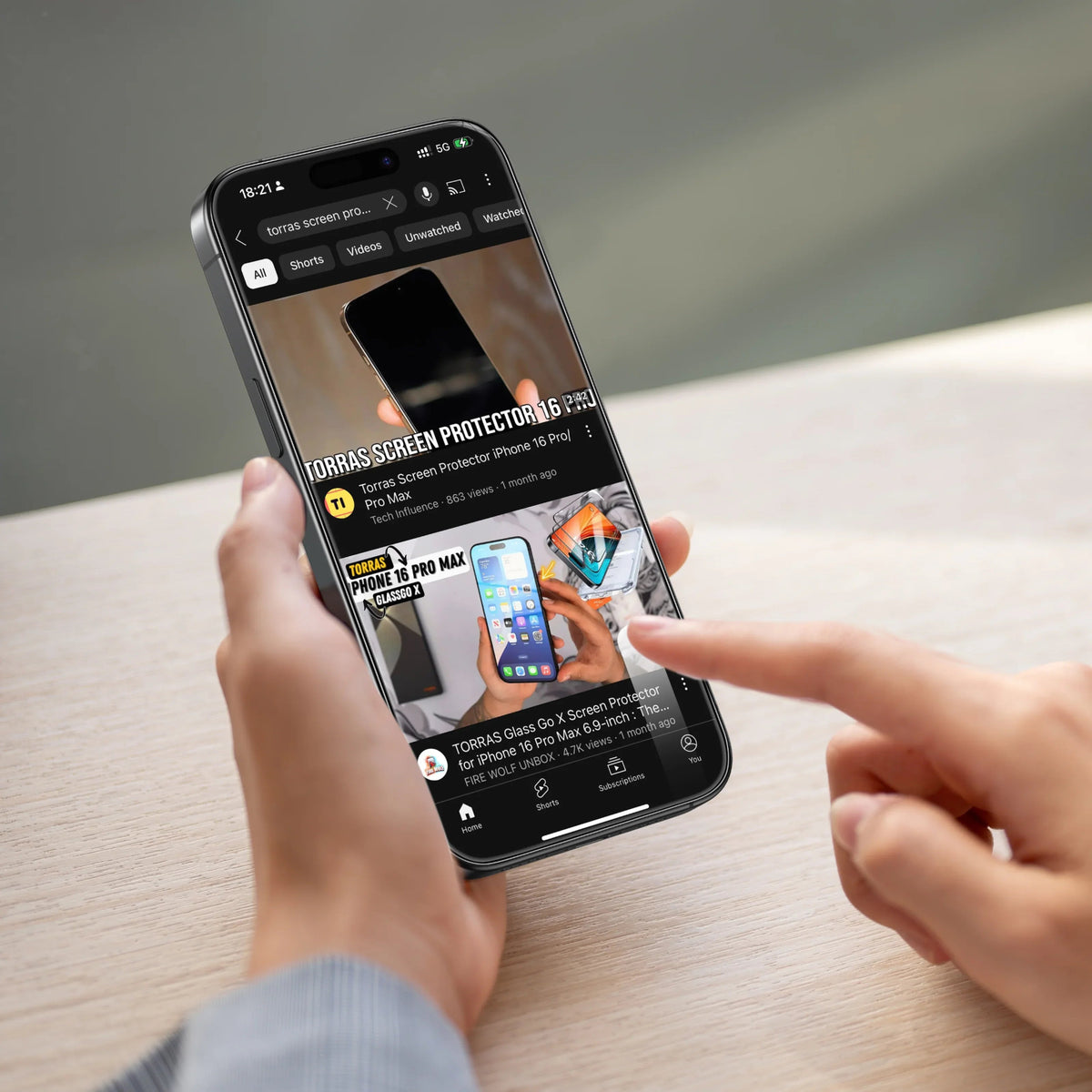 TORRAS GlassGo screen protector video demonstration on smartphone.
